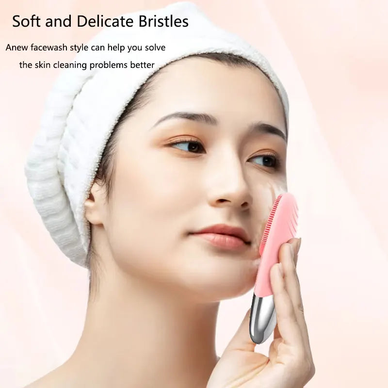 Electric Facial Cleansing Brush Silicone Square Charging Face Cleaner Motor Ultrasonic Cleaning Massage Tool